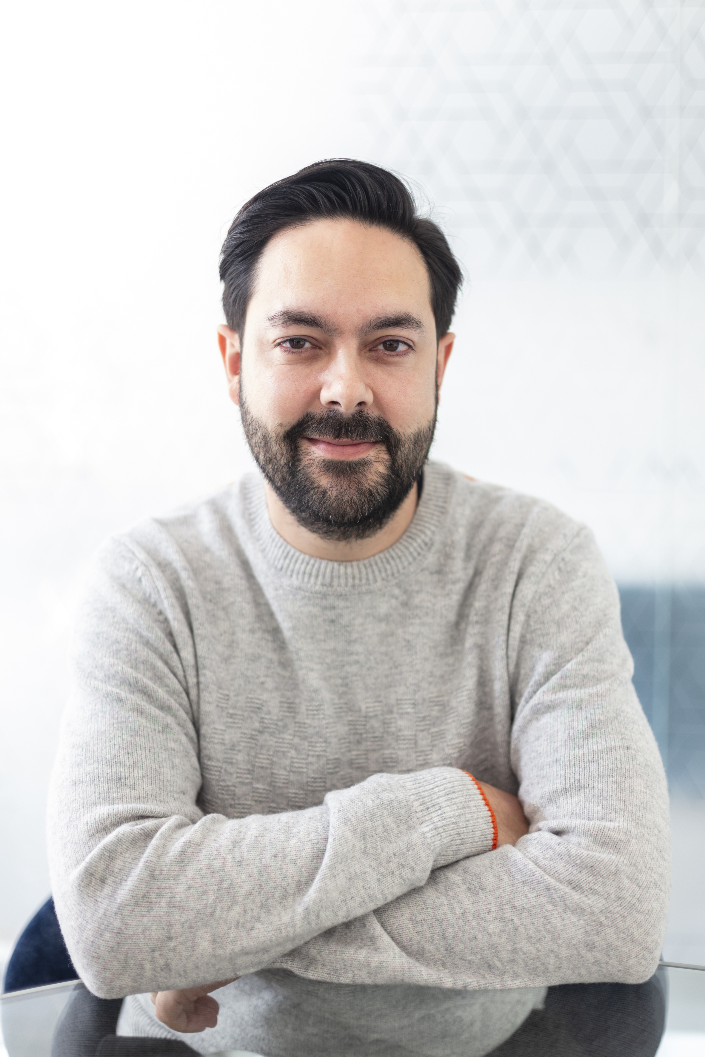 Dr. Bernardo Caria